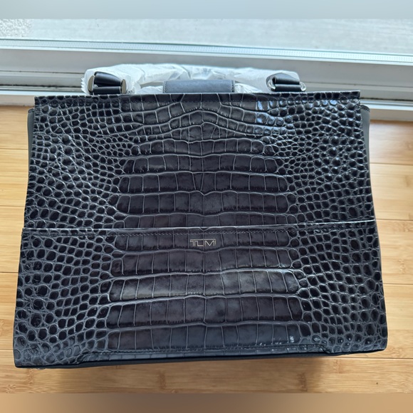 Tumi Pavia Cori Croc-Embossed Tote Bag- Charcoal - Picture 9 of 11